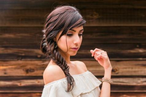Hair stylist serving The Colony, TX, for fishtail braid, special occasions